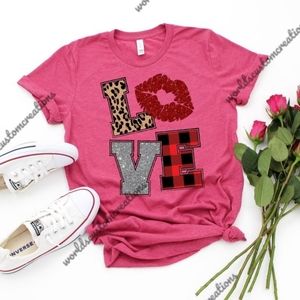 LOVE Valentines day tee